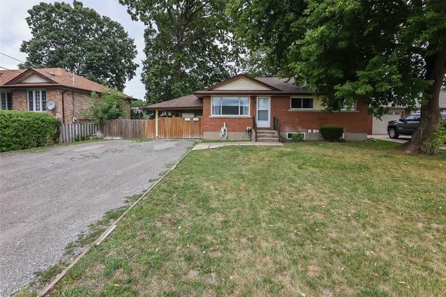 41 Meadowvale Dr, House detached with 3 bedrooms, 2 bathrooms and 7 parking in St. Catharines ON | Image 12