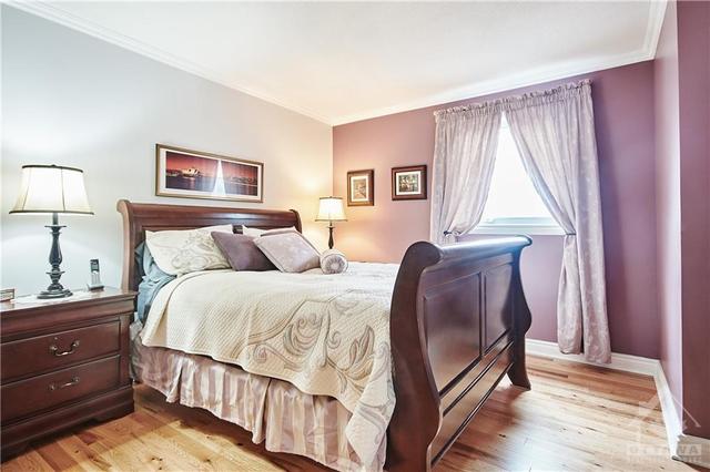 38 Palomino Drive, Townhouse with 3 bedrooms, 3 bathrooms and 3 parking in Ottawa ON | Image 16