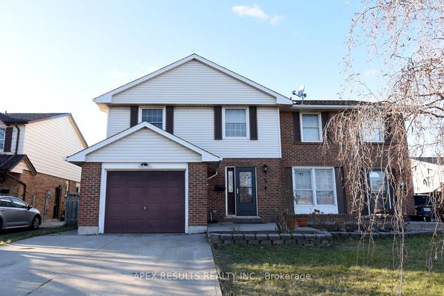 5 Spartan Ave, House semidetached with 4 bedrooms, 2 bathrooms and 6 parking in Hamilton ON | Image 1