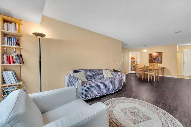 2220 - 25 Kingsbridge Garden Circ, Condo with 2 bedrooms, 2 bathrooms and 2 parking in Mississauga ON | Image 7