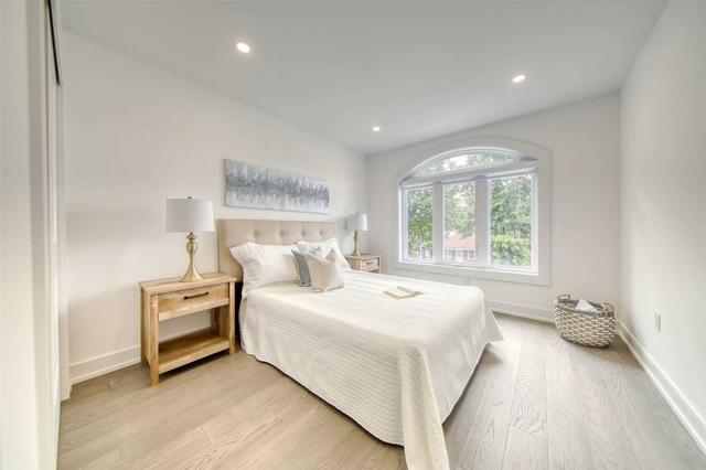 119 Regent St, House detached with 3 bedrooms, 4 bathrooms and 4 parking in Toronto ON | Image 14