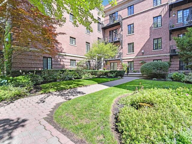 305 - 150 St Clair Ave W, Condo with 3 bedrooms, 1 bathrooms and 0 parking in Toronto ON | Image 18