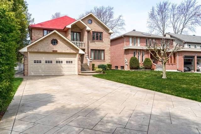 1587 Thompson St, House detached with 4 bedrooms, 4 bathrooms and 10 parking in Mississauga ON | Image 1