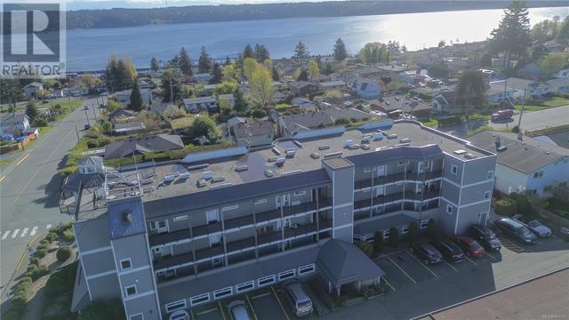 1b - 690 Colwyn St, Condo with 2 bedrooms, 2 bathrooms and 1 parking in Campbell River BC | Image 2