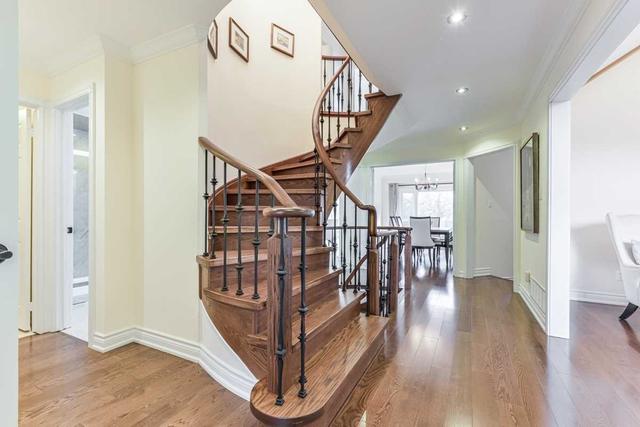 48 Ellingwood Crt, House detached with 4 bedrooms, 4 bathrooms and 6 parking in Markham ON | Image 7