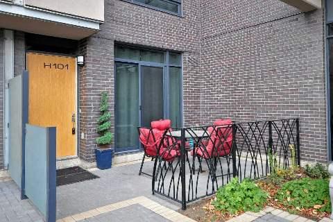 th101 - 1 Valhalla Inn Rd, Townhouse with 3 bedrooms, 3 bathrooms and 1 parking in Toronto ON | Image 1