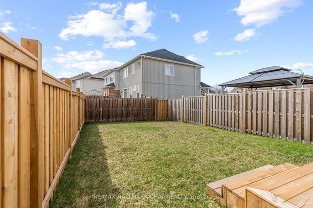 73 Blanchard Cres, House attached with 3 bedrooms, 1 bathrooms and 3 parking in Essa ON | Image 14