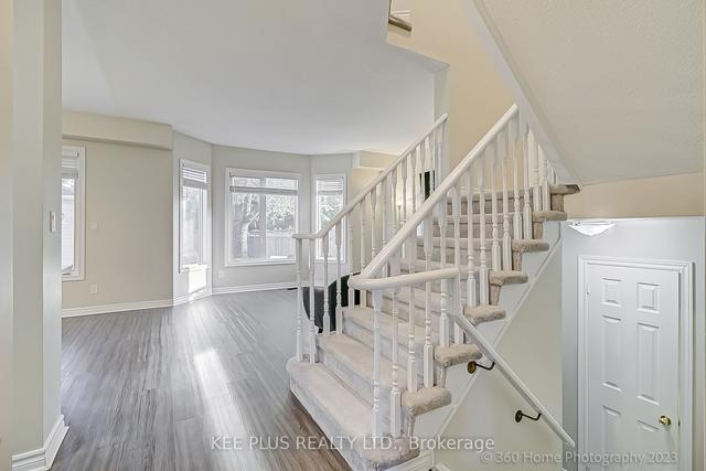 15 Bedell Cres, House detached with 3 bedrooms, 4 bathrooms and 7 parking in Whitby ON | Image 26