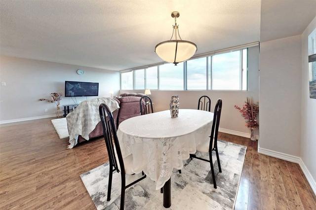sp03 - 3700 Kaneff Cres, Condo with 2 bedrooms, 2 bathrooms and 2 parking in Mississauga ON | Image 15