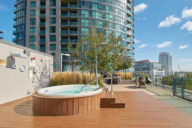 1210 - 215 Fort York Blvd, Condo with 2 bedrooms, 2 bathrooms and 1 parking in Toronto ON | Image 17