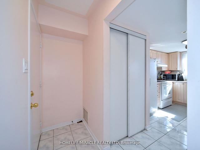 116 - 200 Mclevin Ave, Townhouse with 2 bedrooms, 1 bathrooms and 1 parking in Toronto ON | Image 36