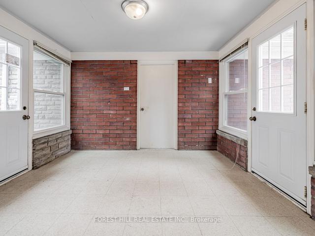 318 Drewry Ave, House detached with 5 bedrooms, 3 bathrooms and 4 parking in Toronto ON | Image 15