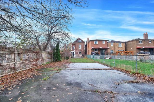 159 Cedarvale Ave, House detached with 4 bedrooms, 4 bathrooms and 1 parking in Toronto ON | Image 24