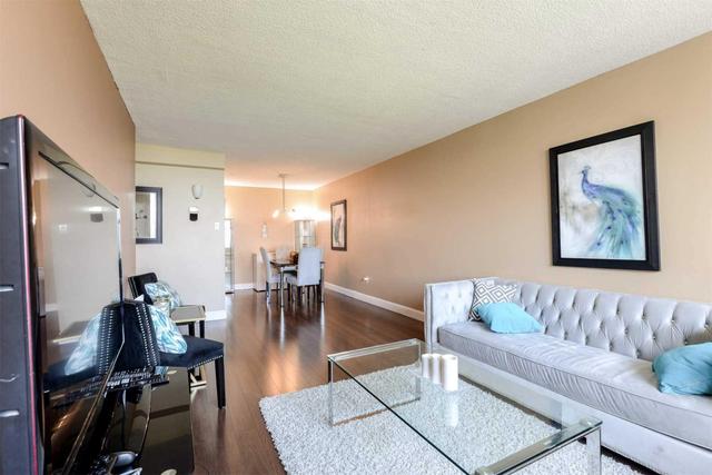 526 - 2121 Roche Crt, Condo with 2 bedrooms, 1 bathrooms and 1 parking in Mississauga ON | Image 8