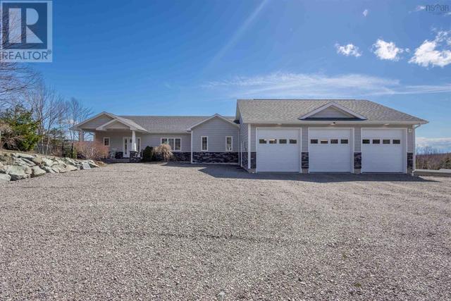 165 Loch Bhreagh Lane, House detached with 3 bedrooms, 2 bathrooms and null parking in Cape Breton NS | Image 2