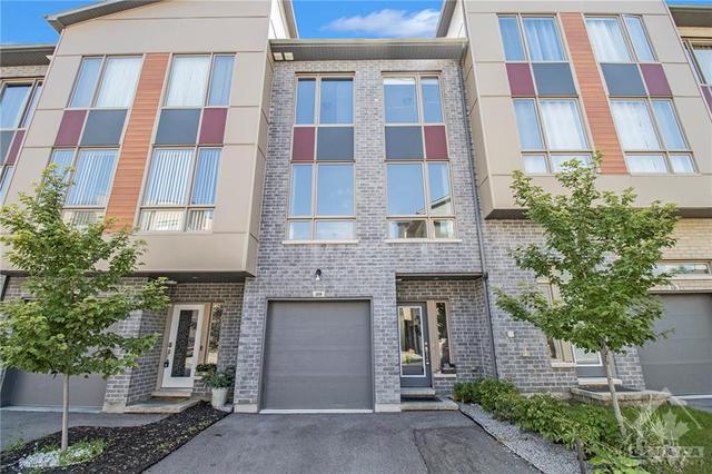 408 Terravita Private, Townhouse with 4 bedrooms, 3 bathrooms and 2 parking in Ottawa ON | Image 1