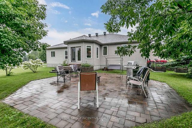 80 O'neill Circ, House detached with 3 bedrooms, 2 bathrooms and 12 parking in Springwater ON | Image 11