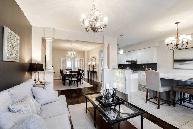 3511 Bala Dr, House semidetached with 3 bedrooms, 3 bathrooms and 2 parking in Mississauga ON | Image 4