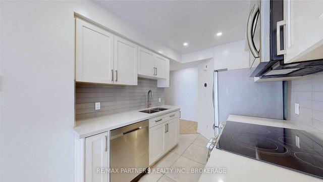 712 - 29 Rosebank Dr, Townhouse with 2 bedrooms, 3 bathrooms and 1 parking in Toronto ON | Image 4