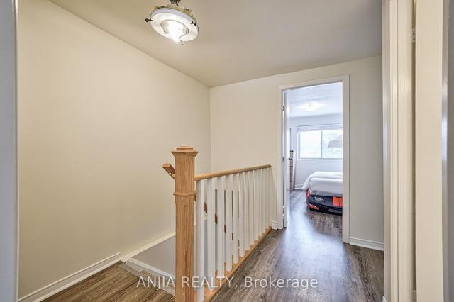 32 Thorny Vineway, Townhouse with 3 bedrooms, 3 bathrooms and 1 parking in Toronto ON | Image 15