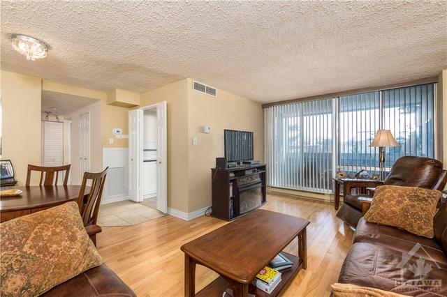 505 - 530 Laurier Avenue W, Condo with 2 bedrooms, 2 bathrooms and 1 parking in Ottawa ON | Image 11