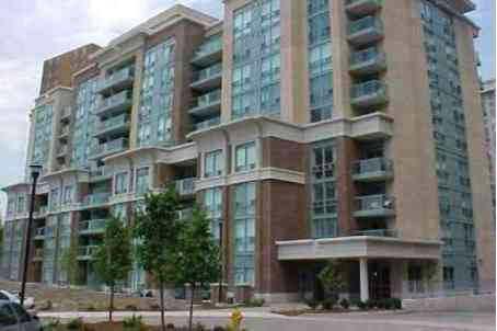 107 - 17 Michael Power Pl, Condo with 1 bedrooms, 1 bathrooms and 1 parking in Toronto ON | Image 1