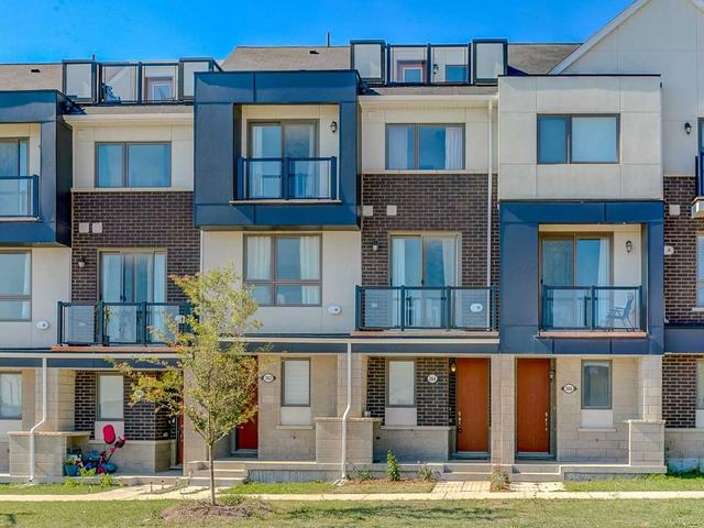 364 Arthur Bonner Ave, Townhouse with 2 bedrooms, 3 bathrooms and 3 parking in Markham ON | Image 1