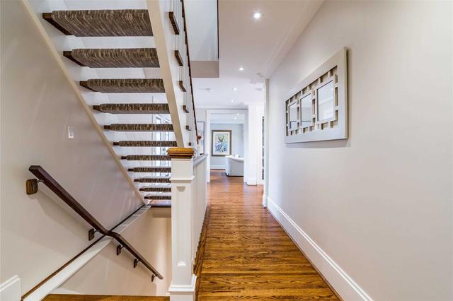 2323 Bennington Gate, House detached with 4 bedrooms, 4 bathrooms and 6 parking in Oakville ON | Image 14