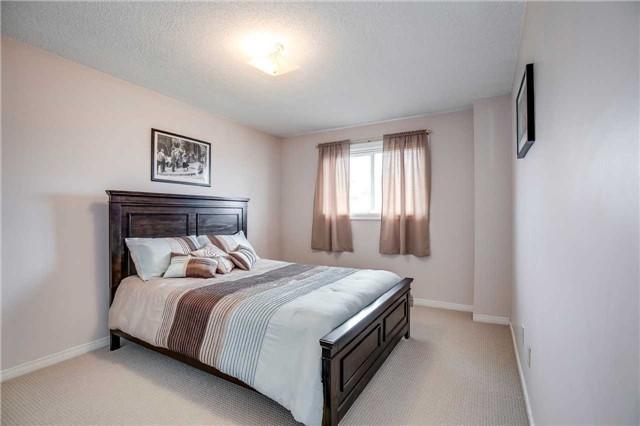 127 Valera Dr, House detached with 4 bedrooms, 3 bathrooms and 4 parking in Hamilton ON | Image 13