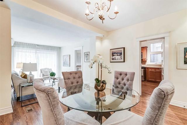 19 Poplar Plains Rd, House detached with 3 bedrooms, 4 bathrooms and 2 parking in Toronto ON | Image 3