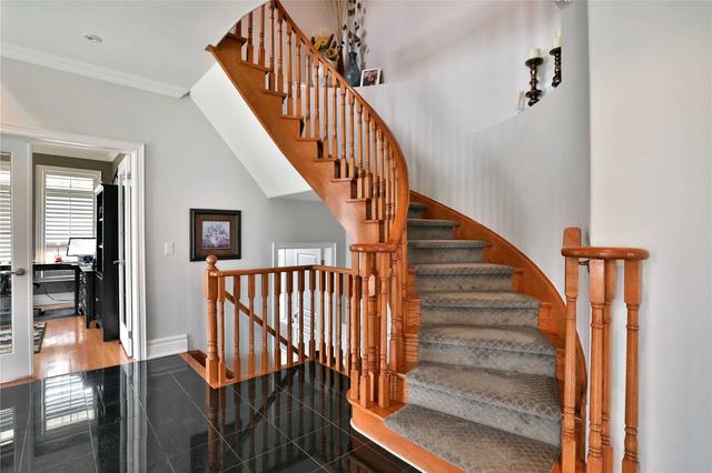 571 Golfview Crt, House detached with 4 bedrooms, 5 bathrooms and 6 parking in Oakville ON | Image 10