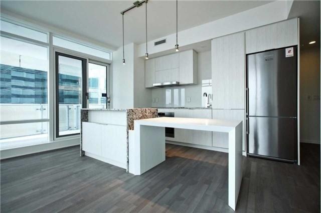 1101 - 1 Bloor St E, Condo with 2 bedrooms, 2 bathrooms and 1 parking in Toronto ON | Image 7