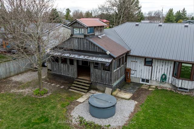 27 Bruce St, House detached with 3 bedrooms, 3 bathrooms and 8 parking in Kawartha Lakes ON | Image 29