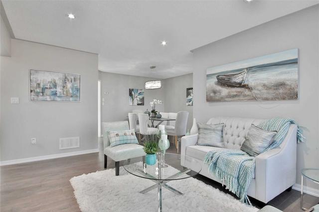 220 Equator Cres, House semidetached with 3 bedrooms, 4 bathrooms and 6 parking in Vaughan ON | Image 29