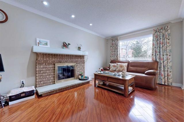 8 Varley Dr, House detached with 4 bedrooms, 5 bathrooms and 6 parking in Ajax ON | Image 37