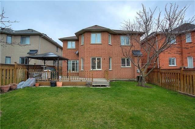 67 Song Bird Dr, House detached with 4 bedrooms, 3 bathrooms and 4 parking in Markham ON | Image 20