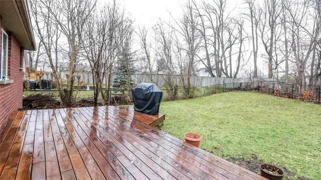 34 Brighton Rd, House detached with 3 bedrooms, 3 bathrooms and 4 parking in Barrie ON | Image 35