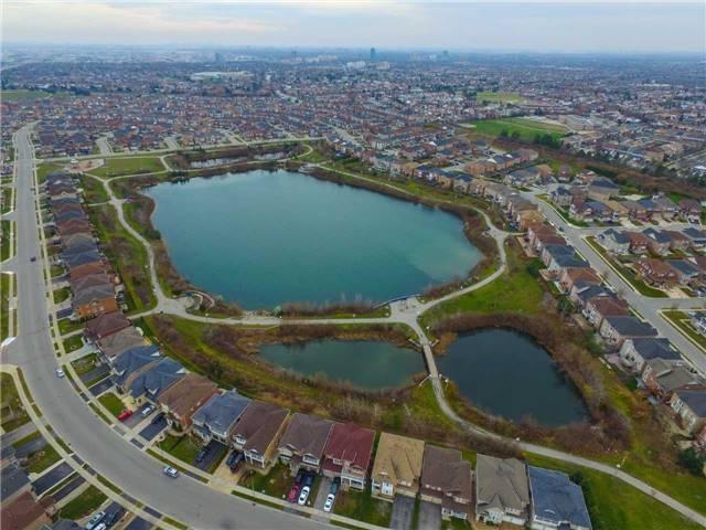 106 Calm Waters Cres, House semidetached with 3 bedrooms, 4 bathrooms and 2 parking in Brampton ON | Image 16