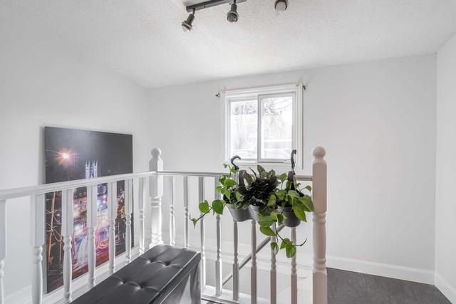 174 Emerald St N, House semidetached with 3 bedrooms, 2 bathrooms and 2 parking in Hamilton ON | Image 11