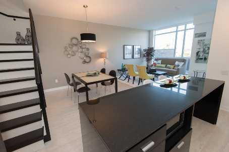 th08 - 33 Singer Crt, Condo with 2 bedrooms, 3 bathrooms and 1 parking in Toronto ON | Image 4