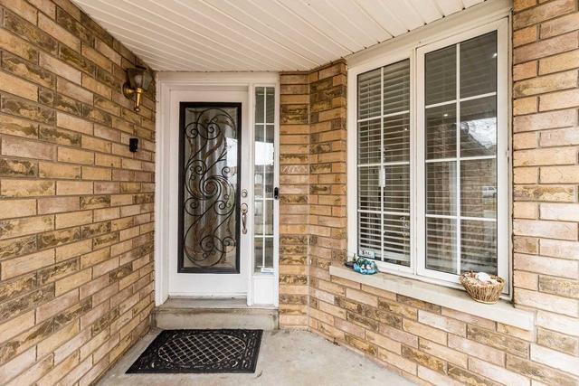 136 Bunchberry Way, House detached with 3 bedrooms, 3 bathrooms and 4 parking in Brampton ON | Image 12