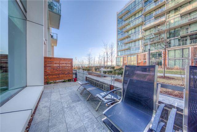 Th 123 - 39 Queens Quay E, Townhouse with 2 bedrooms, 3 bathrooms and 1 parking in Toronto ON | Image 13