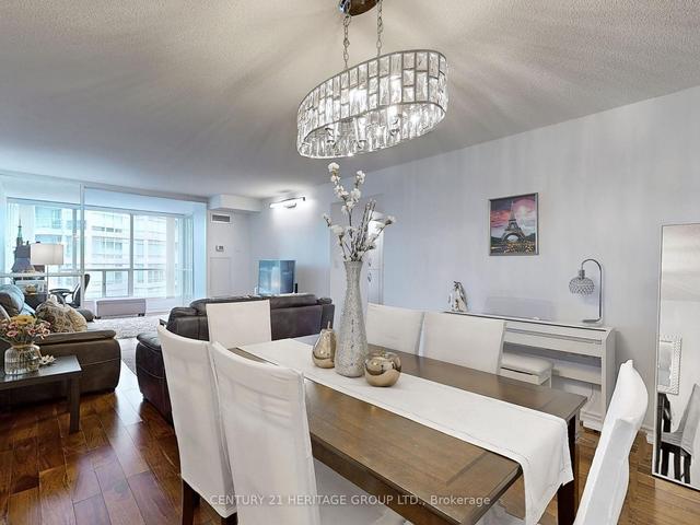 806 - 30 Holly St, Condo with 2 bedrooms, 2 bathrooms and 1 parking in Toronto ON | Image 6