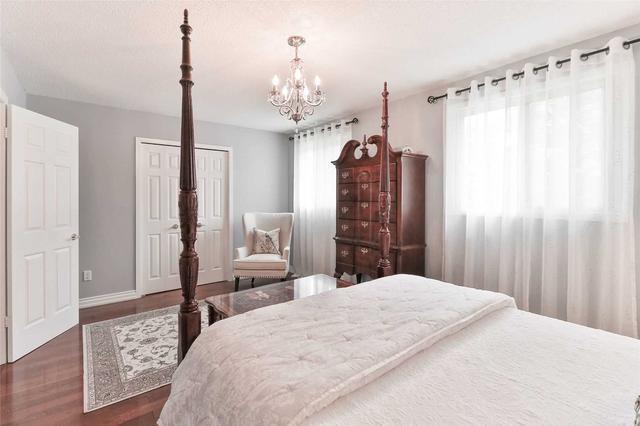 6 Barnstead Crt, House semidetached with 3 bedrooms, 2 bathrooms and 4 parking in Brampton ON | Image 13
