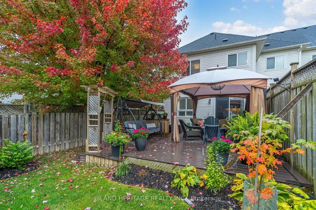 10 Dodds Sq, House attached with 3 bedrooms, 3 bathrooms and 2 parking in Clarington ON | Image 25