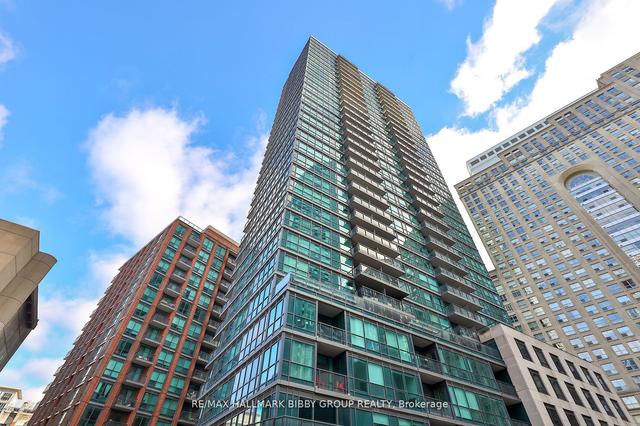 404 - 1 Scott St, Condo with 1 bedrooms, 2 bathrooms and 1 parking in Toronto ON | Image 20