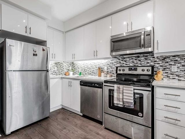 2208 - 17 Zorra St, Condo with 1 bedrooms, 2 bathrooms and 1 parking in Toronto ON | Image 26