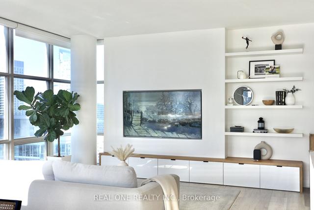 4202 - 10 Navy Wharf Crt, Condo with 2 bedrooms, 2 bathrooms and 2 parking in Toronto ON | Image 20