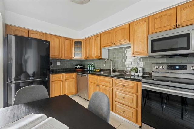 1207 - 3300 Don Mills Rd, Condo with 2 bedrooms, 2 bathrooms and 1 parking in Toronto ON | Image 10