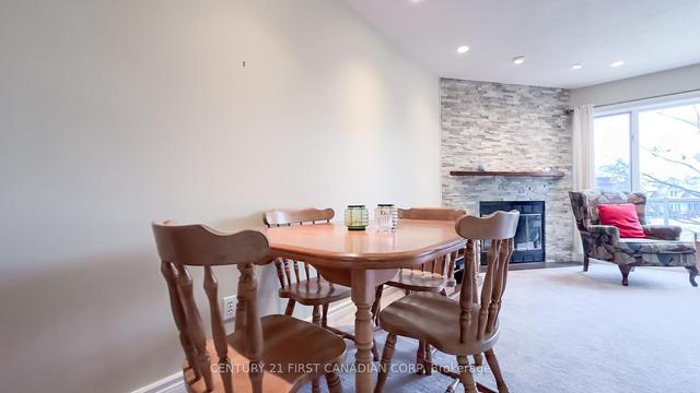 20 - 40 Ontario St S, Condo with 2 bedrooms, 2 bathrooms and 1 parking in Lambton Shores ON | Image 4